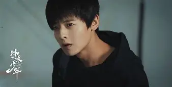 冰球引发投注狂潮，赔率走势成谜