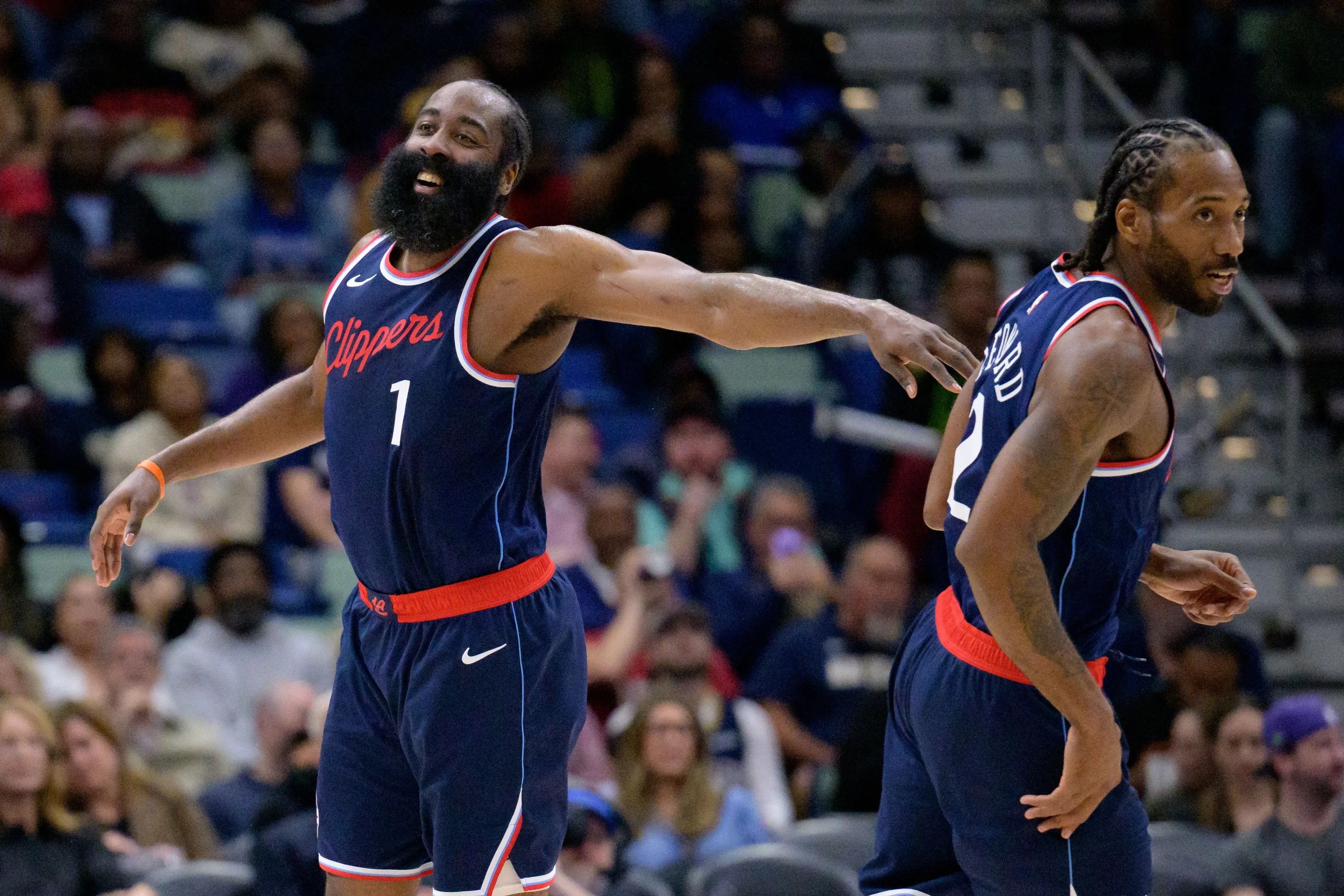 快船横扫鹈鹕，米切尔高光表现