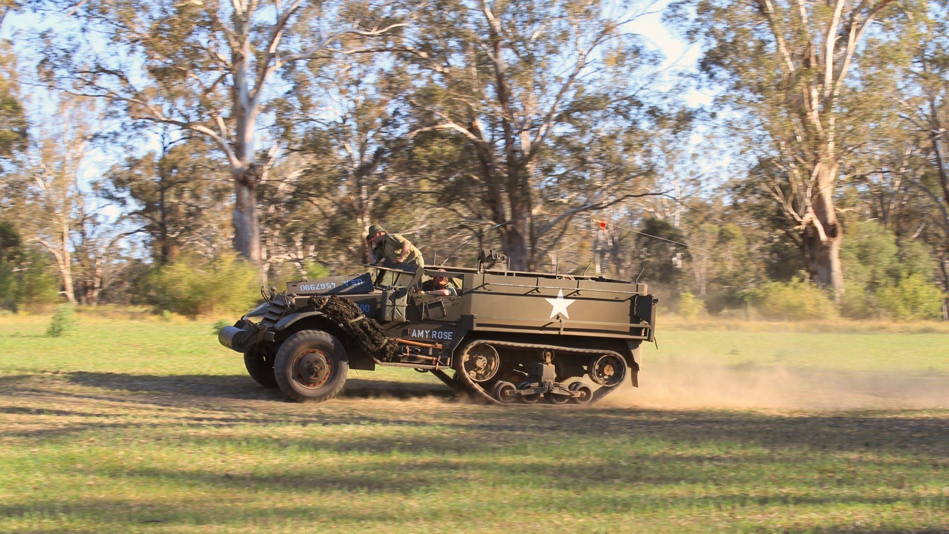 双线叙事，从足球控制力到赛道统治力—当皇家社会的连续得分哲学遇上特奥的冠军接管时刻